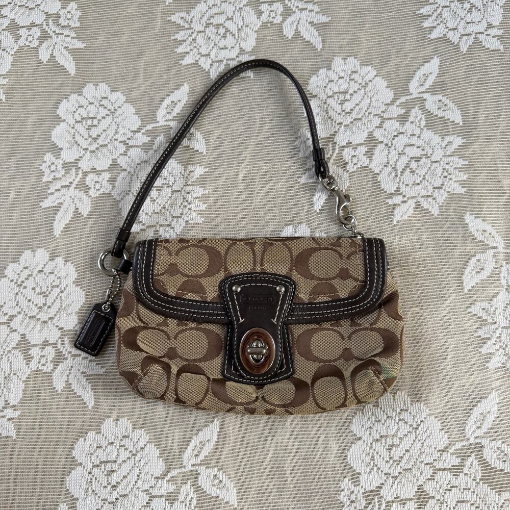 Vintage Y2K Coach Signature Turnlock Wristlet Bag